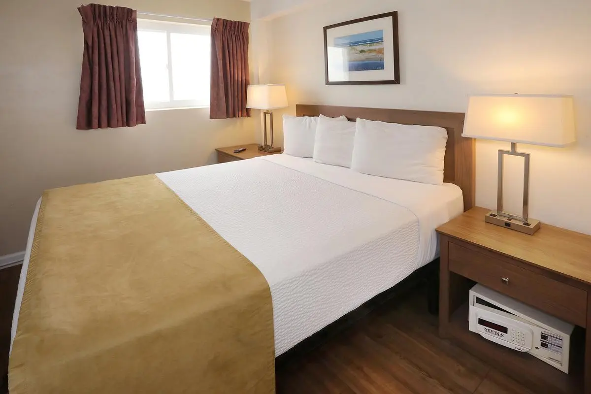 The separate bedroom in a Type 5 Ocean View Two-Room Efficiency at the Matador